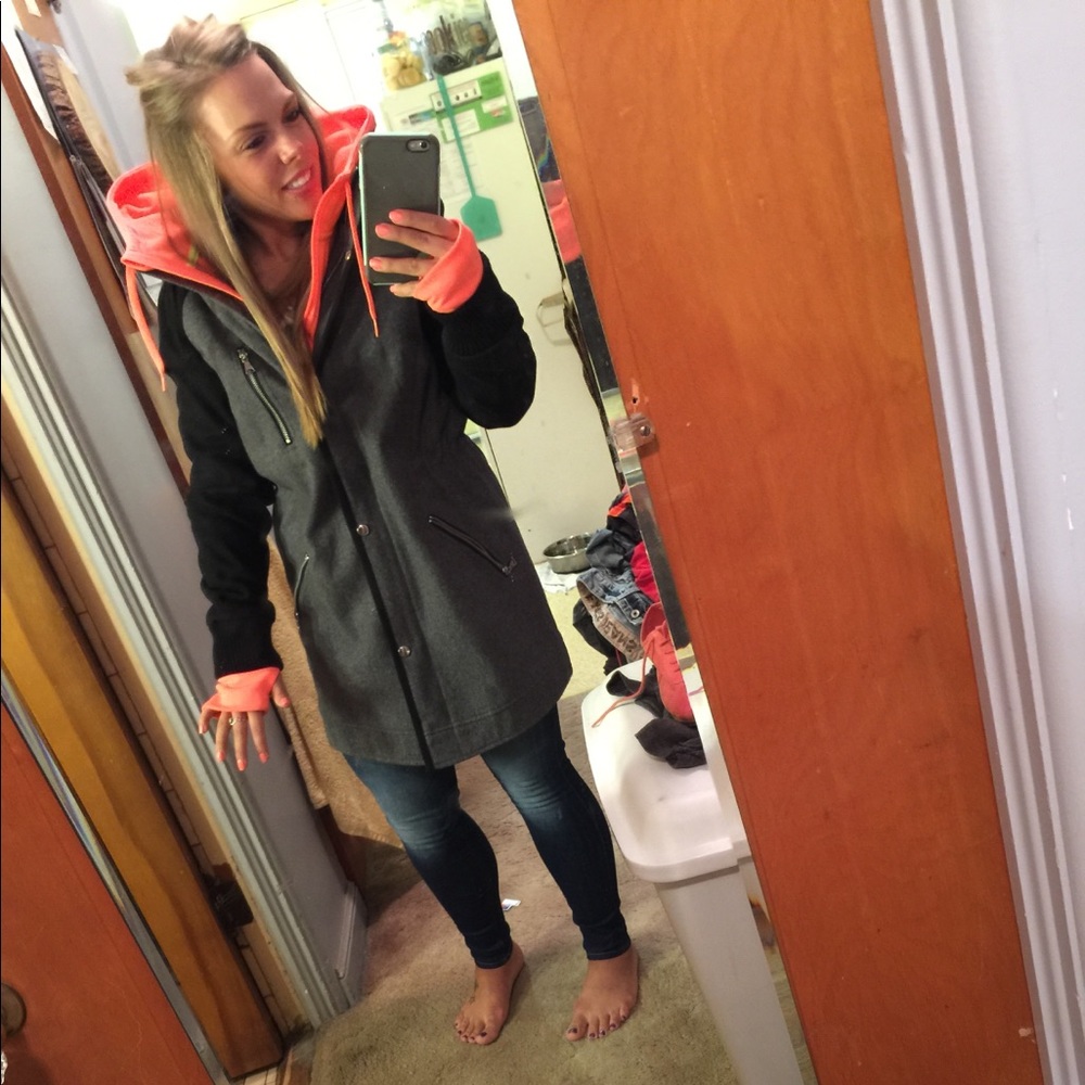 Express Hooded Wool Jacket - Picture 2 of 2